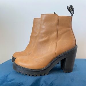 Dr Martens with rubber heels